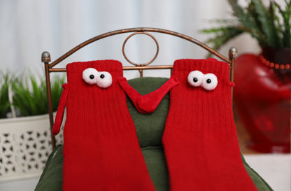 Red Magnetic Couple Socks with Holding Hands – 1 Pair, Soft Cotton, Romantic Valentine’S Gift, Unisex, Shoe Size 5-10